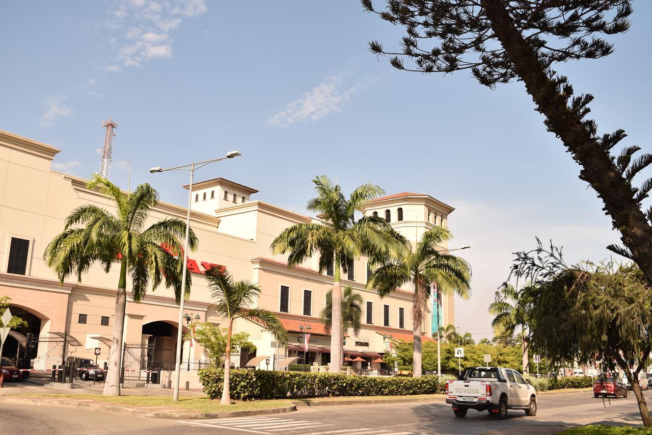 Alojamiento Castelnouvo, Entre Rios, Guayaquil, Ecuador Kültér fotó